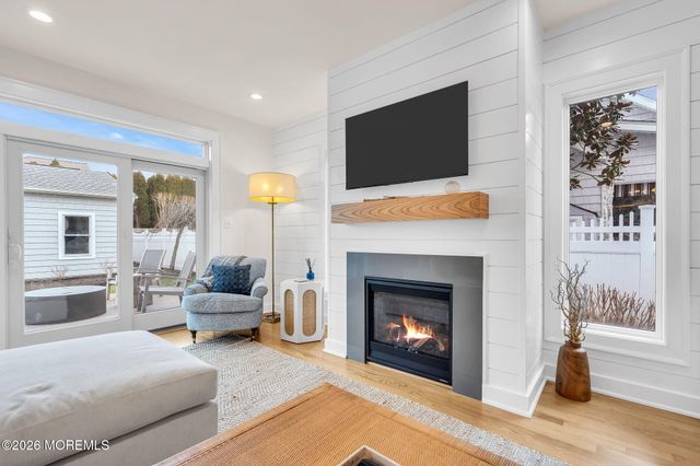 208 Salem Avenue, Spring Lake, NJ 07762