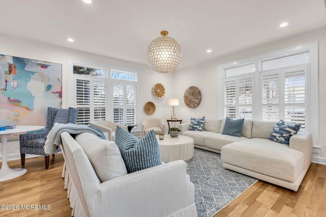 208 Salem Avenue, Spring Lake, NJ 07762