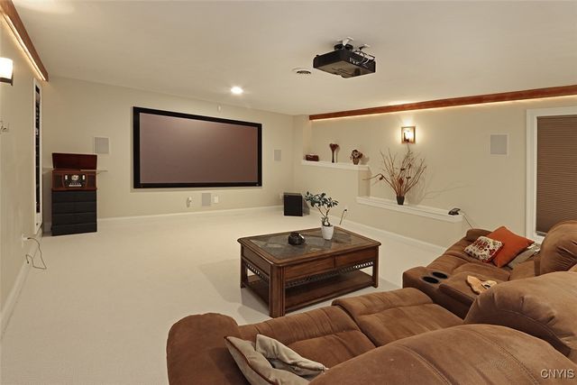 7987 Blarney Stone Way, Manlius, NY 13104