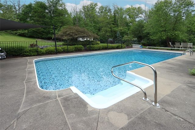 7987 Blarney Stone Way, Manlius, NY 13104