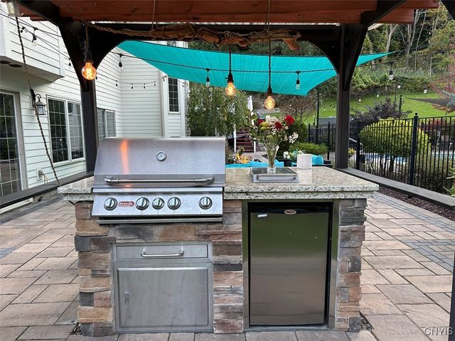 7987 Blarney Stone Way, Manlius, NY 13104