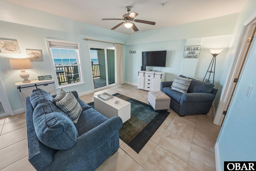 Image 3 of property listing at 815 S Virginia Dare Trail Unit 210, Kill Devil Hills, NC 27948