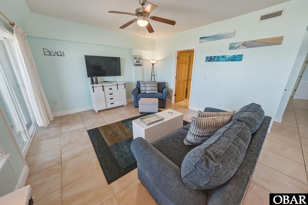 Image 4 of property listing at 815 S Virginia Dare Trail Unit 210, Kill Devil Hills, NC 27948