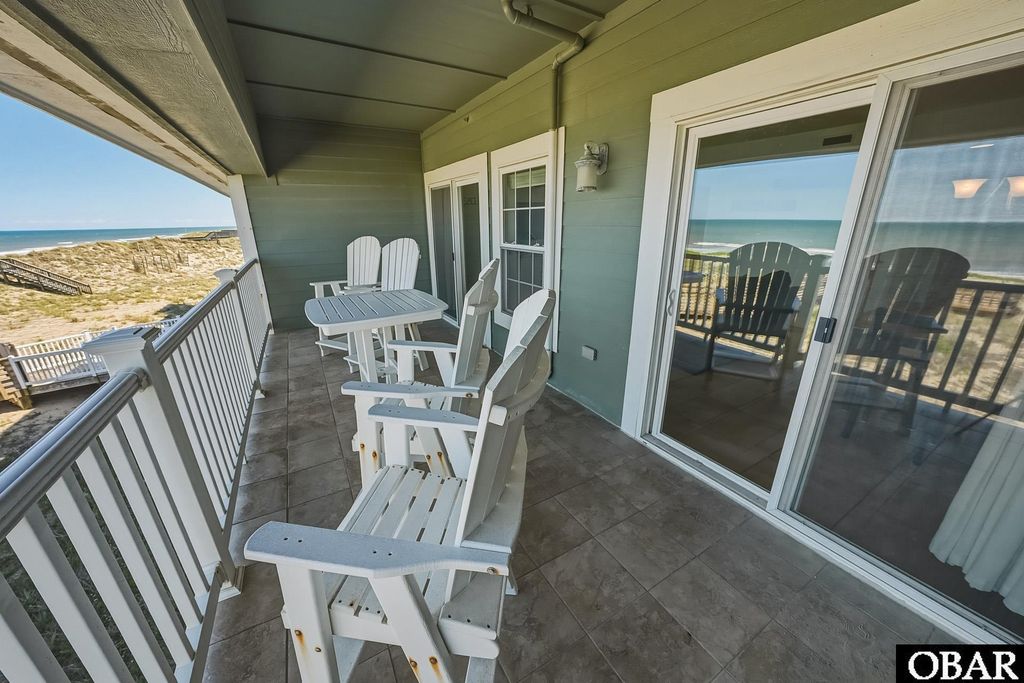 Image 9 of property listing at 815 S Virginia Dare Trail Unit 210, Kill Devil Hills, NC 27948