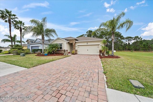 745 Remington Green Drive SE, Palm Bay, FL 32909