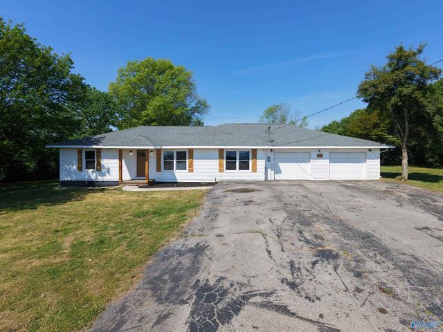 1199 Walker Lane, New Market, AL 35761