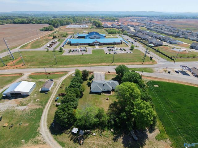 1199 Walker Lane, New Market, AL 35761