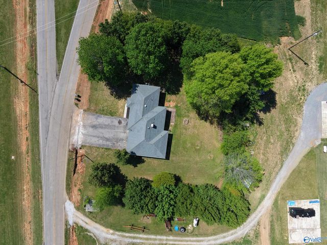 1199 Walker Lane, New Market, AL 35761