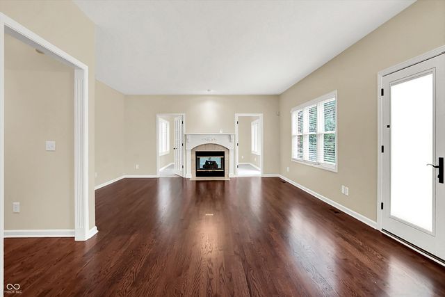 4694 Austin Trace, Zionsville, IN 46077