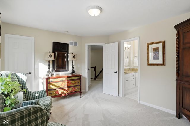 4694 Austin Trace, Zionsville, IN 46077