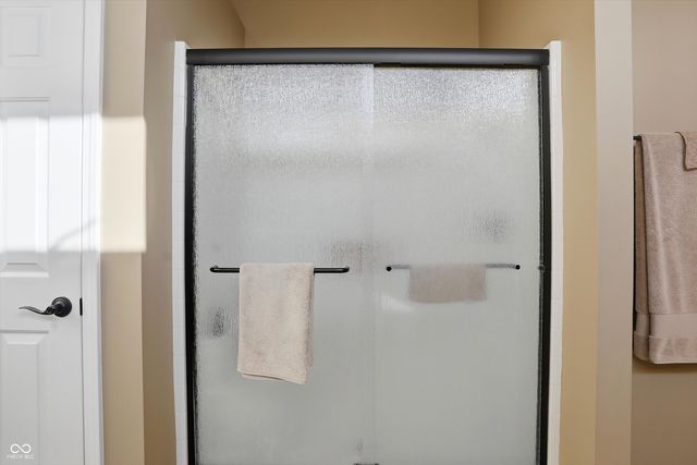 4694 Austin Trace, Zionsville, IN 46077