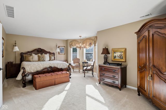 4694 Austin Trace, Zionsville, IN 46077