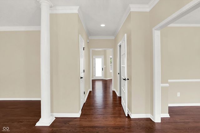 4694 Austin Trace, Zionsville, IN 46077