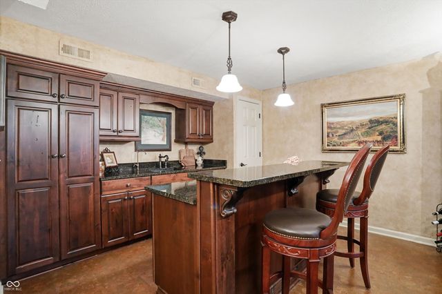 4694 Austin Trace, Zionsville, IN 46077