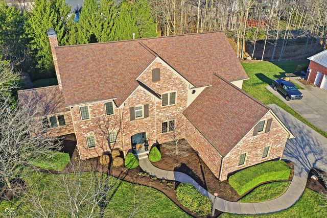 4694 Austin Trace, Zionsville, IN 46077