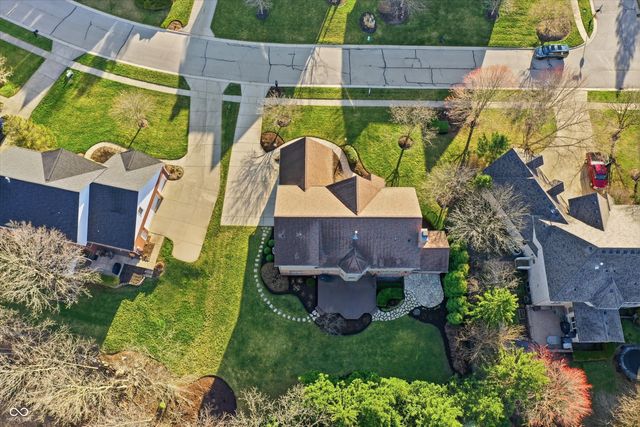 4694 Austin Trace, Zionsville, IN 46077