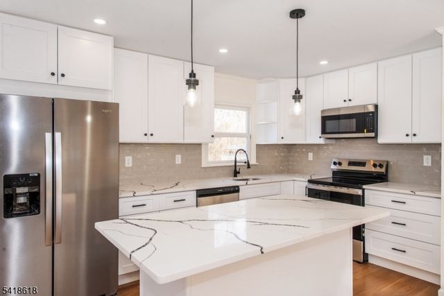 53 Snyder Ave, Denville Twp., NJ 07834