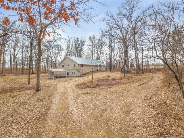 11660 Farm School Road, Durand, IL 61024