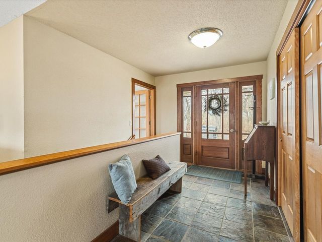 11660 Farm School Road, Durand, IL 61024