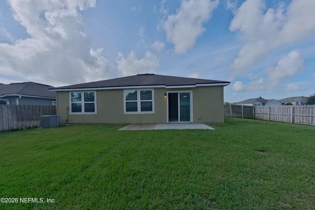 2210 PEBBLE POINT Drive, Green Cove Springs, FL 32043