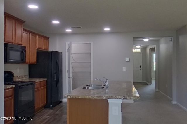 2210 PEBBLE POINT Drive, Green Cove Springs, FL 32043
