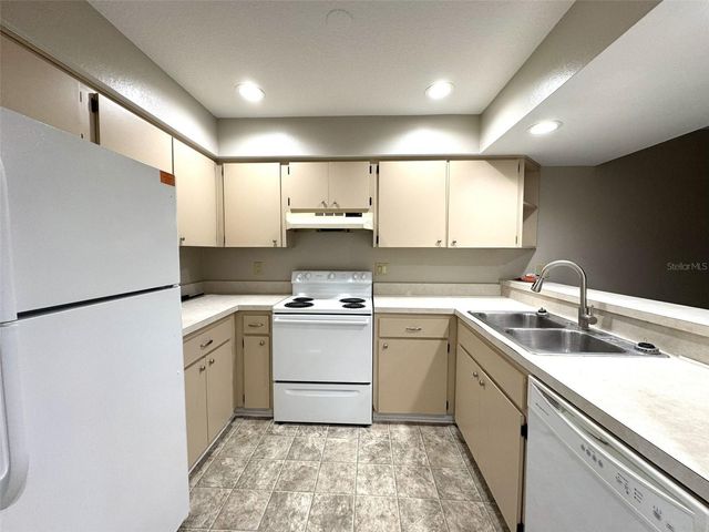 1226 CYPRESS COVE COURT, Inverness, FL 34450