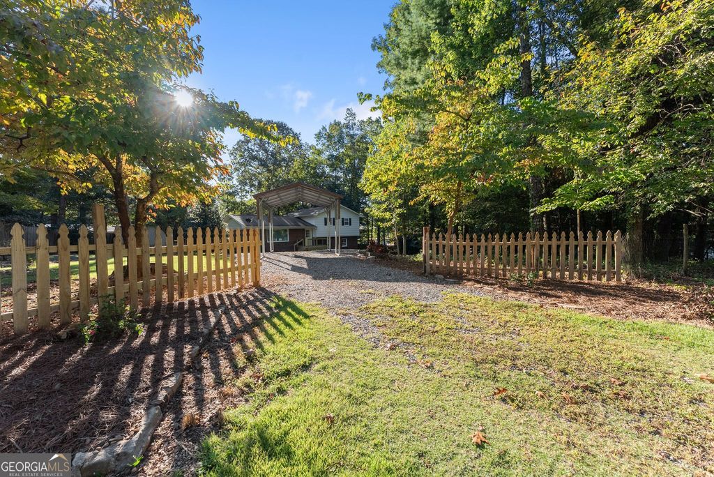 388 Sanders Street, Clarkesville, GA 30523 — photo 3