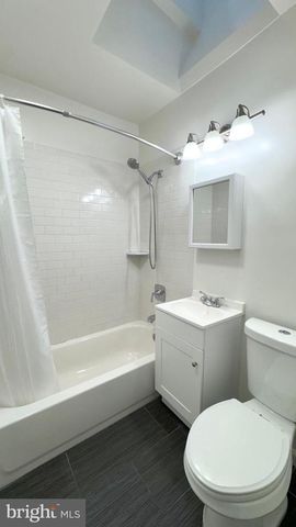 1900 ROSEDALE ST NE, Washington, DC 20002