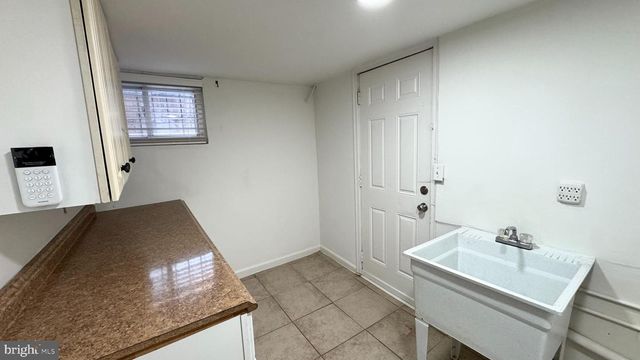 1900 ROSEDALE ST NE, Washington, DC 20002