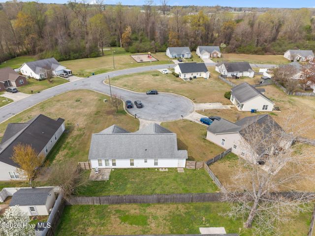 3709 Scenic Court, Ayden, NC 28513