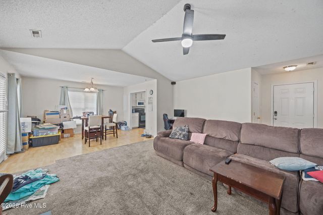 3709 Scenic Court, Ayden, NC 28513