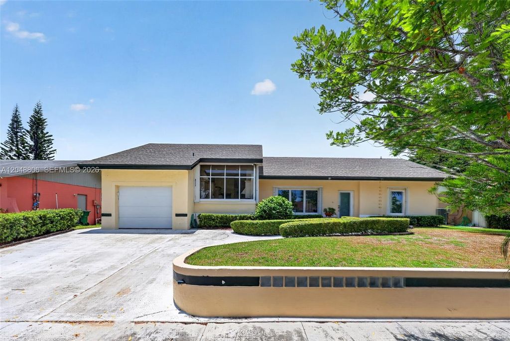 16430 SW 107th Court, Miami, FL 33157