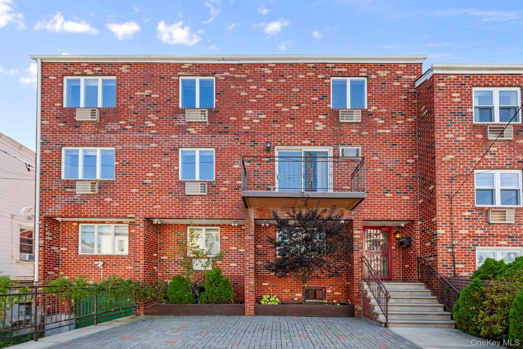 12208 23rd Avenue, College Point, NY 11356