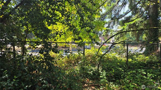 11 XX NE Sunset Boulevard, Renton, WA 98056