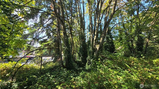 11 XX NE Sunset Boulevard, Renton, WA 98056