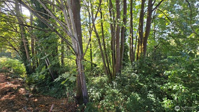 11 XX NE Sunset Boulevard, Renton, WA 98056