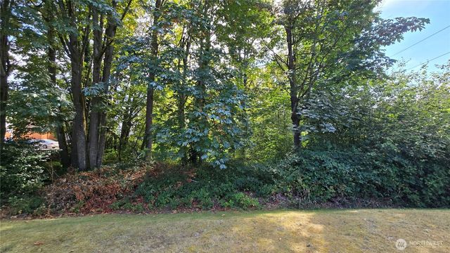 11 XX NE Sunset Boulevard, Renton, WA 98056