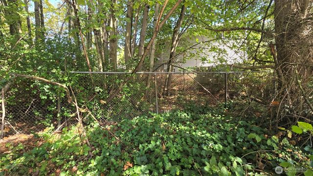 11 XX NE Sunset Boulevard, Renton, WA 98056
