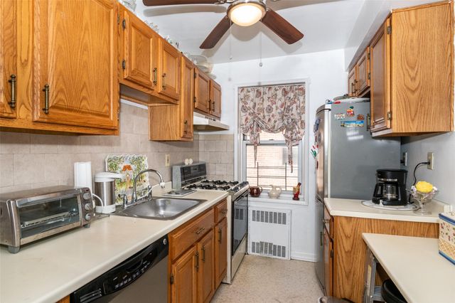 60 Locust Ave A409, New Rochelle, NY 10801