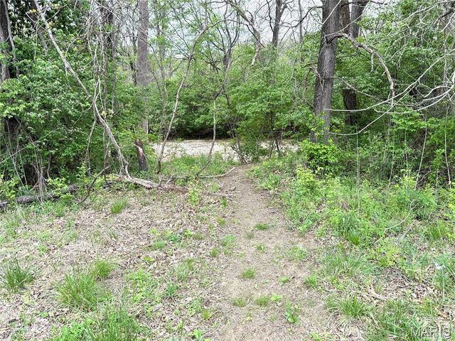 2500 Ossenfort Road, Wildwood, MO 63038