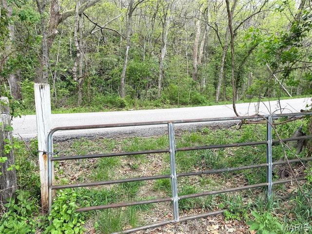 2500 Ossenfort Road, Wildwood, MO 63038