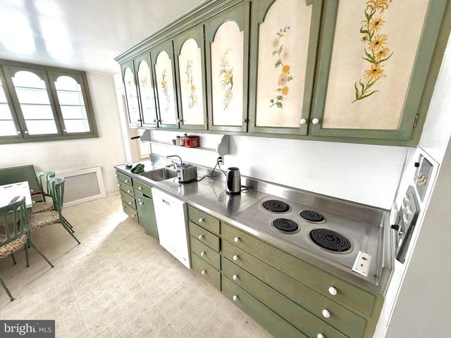 514 E MAIN ST, Annville, PA 17003