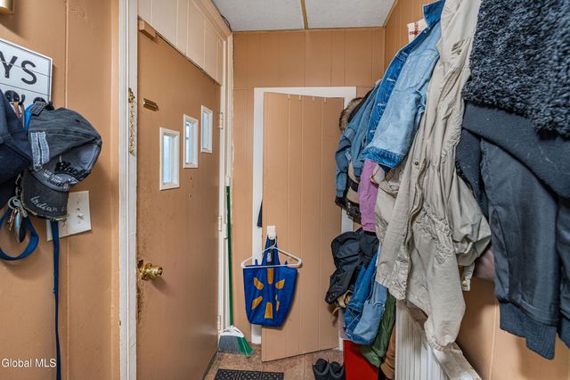 1021 3rd Street, Rensselaer, NY 12144