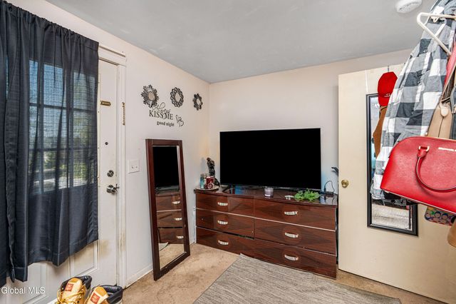 1021 3rd Street, Rensselaer, NY 12144