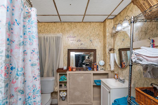 1021 3rd Street, Rensselaer, NY 12144