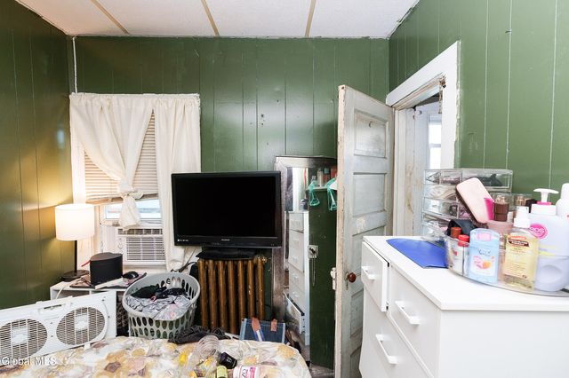 1021 3rd Street, Rensselaer, NY 12144