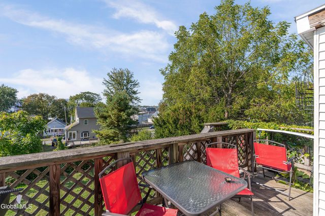 1021 3rd Street, Rensselaer, NY 12144