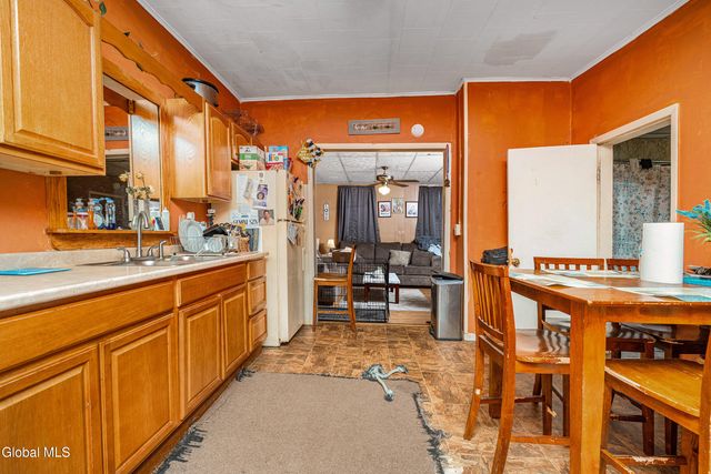 1021 3rd Street, Rensselaer, NY 12144