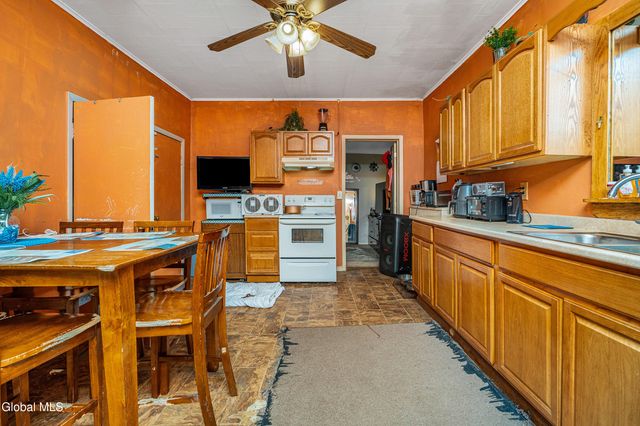 1021 3rd Street, Rensselaer, NY 12144