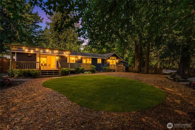 1928 218th Lane SE, Sammamish, WA 98075